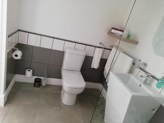 Room image 5