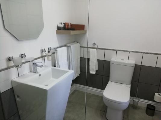 Room image 6