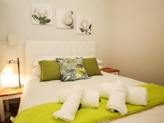 Room image 4
