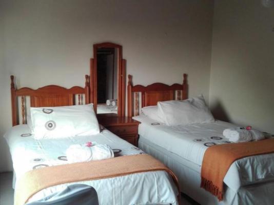 Room image 3