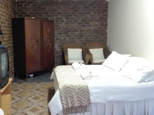 Room image 4