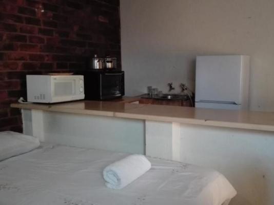 Room image 8