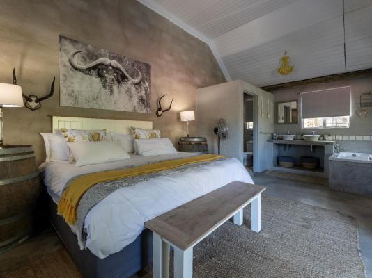 Room image 1