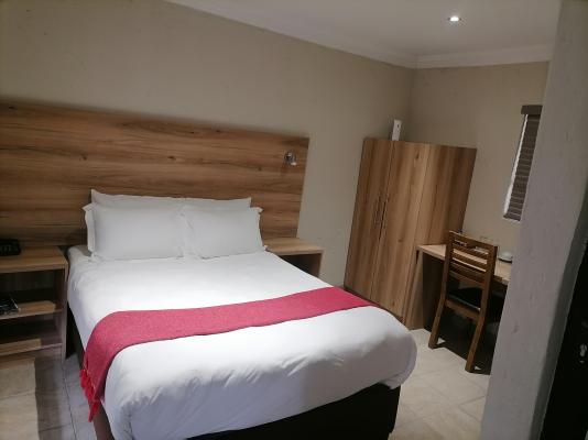Room image 2