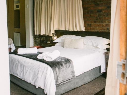 Room image 3
