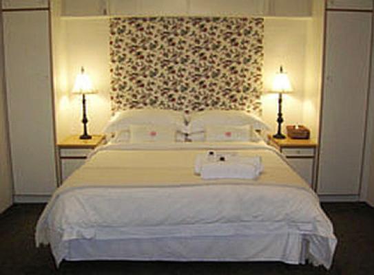 Room image 1