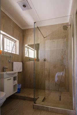Room image 6