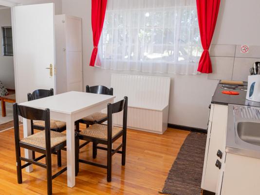Room image 3