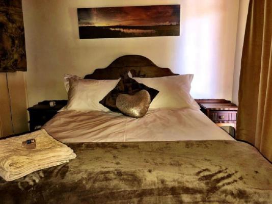 Room image 2