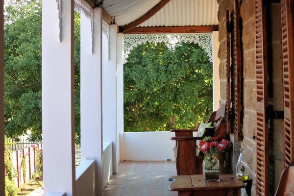 Room image 4