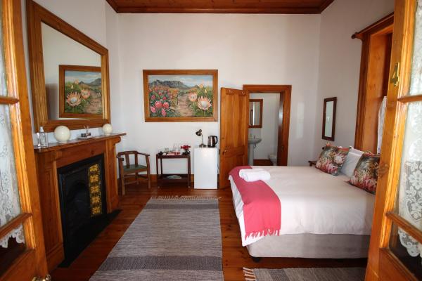 Room image 26