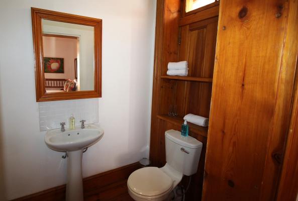 Room image 32
