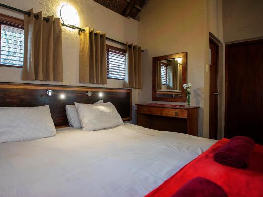 Room image 8
