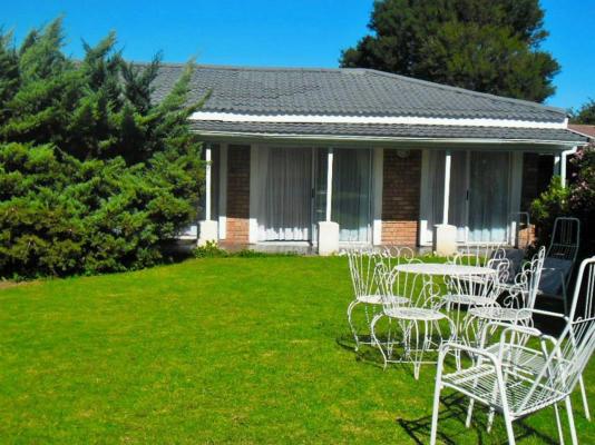 Khol Newman Bed & Breakfast - 151760