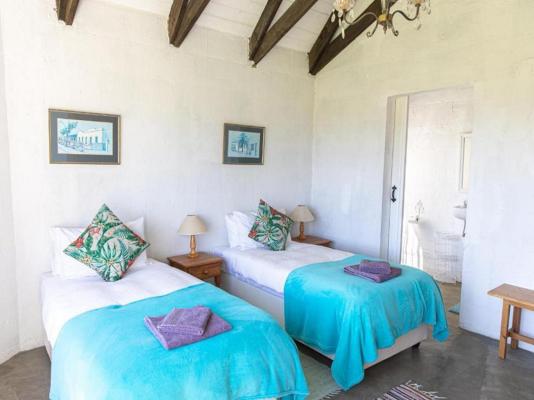 Room image 5