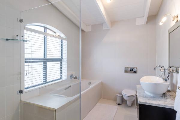 Room image 22