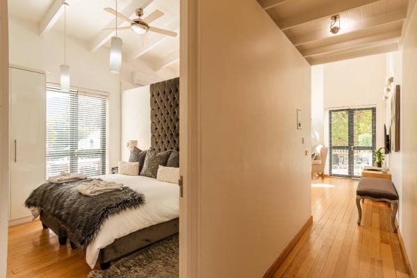 Room image 39
