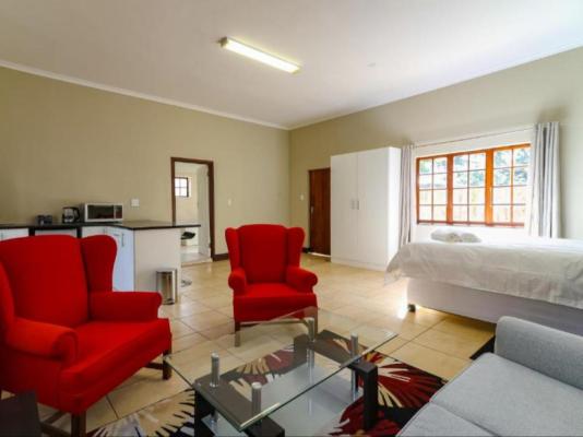 Room image 4