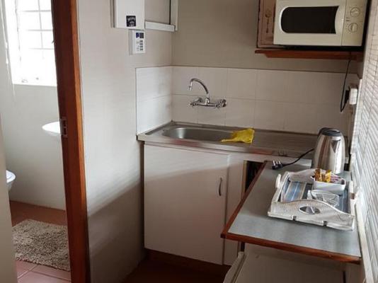 Room image 3