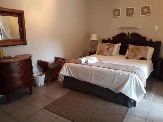 Room image 1