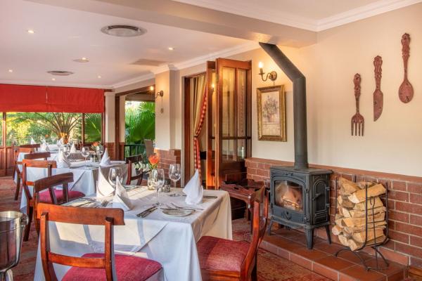Oliver's Restaurant & Lodge - 152883