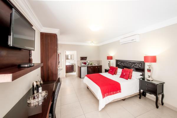 Room image 5