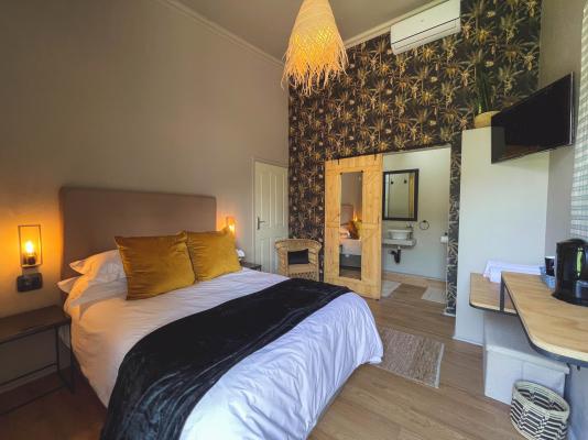Le Bezz Guesthouse 