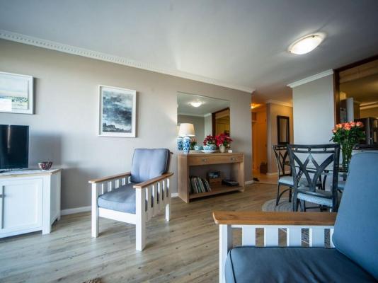 Room image 7