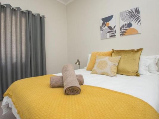 Room image 3