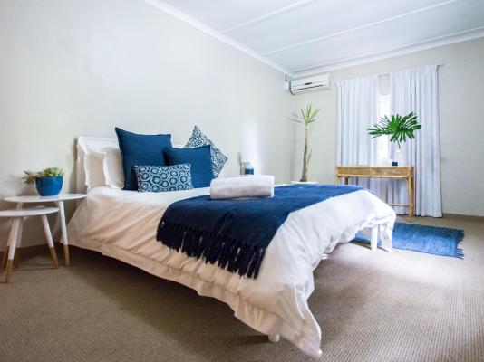 Room image 11