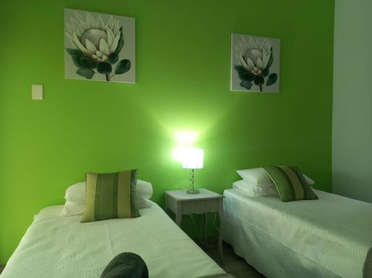 Room image 2