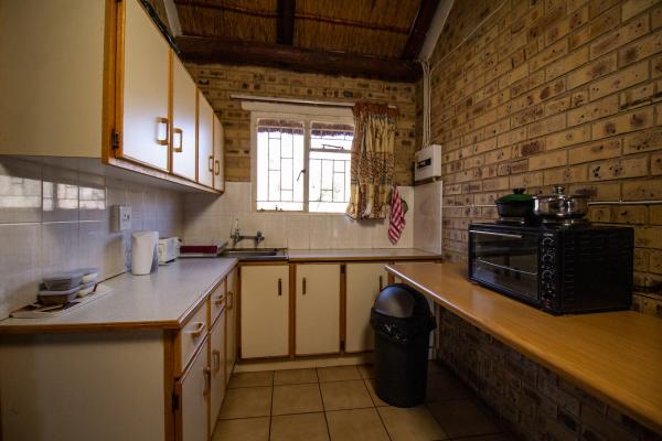 Room image 6