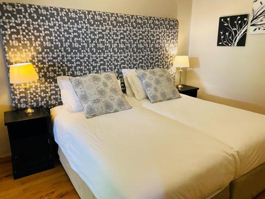 Room image 2