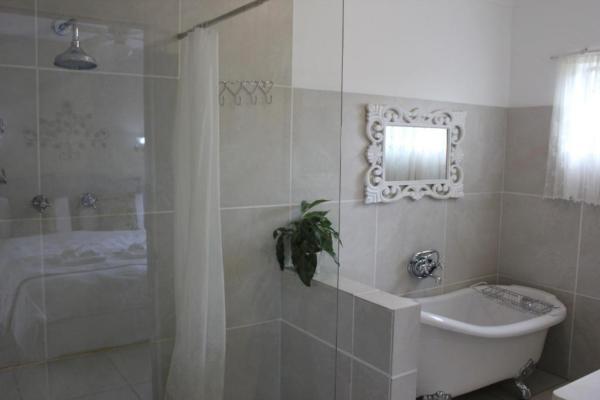 Room image 17