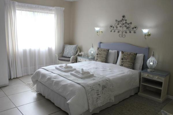 Room image 15
