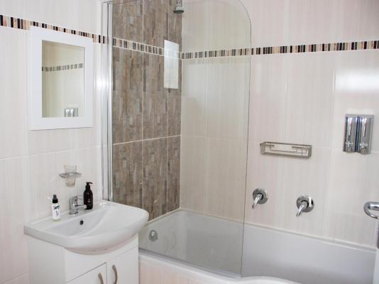 Room image 6