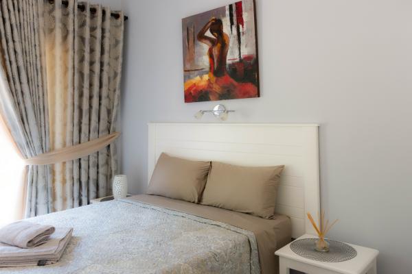 Room image 4