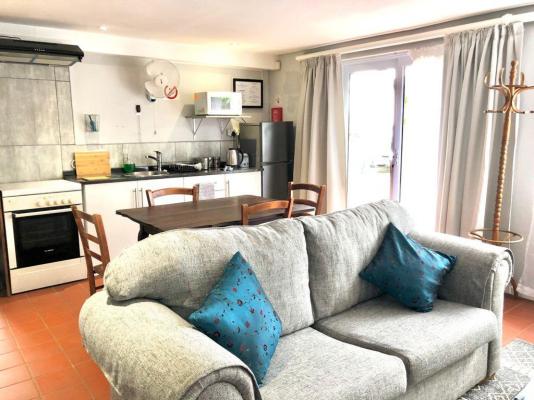Room image 3