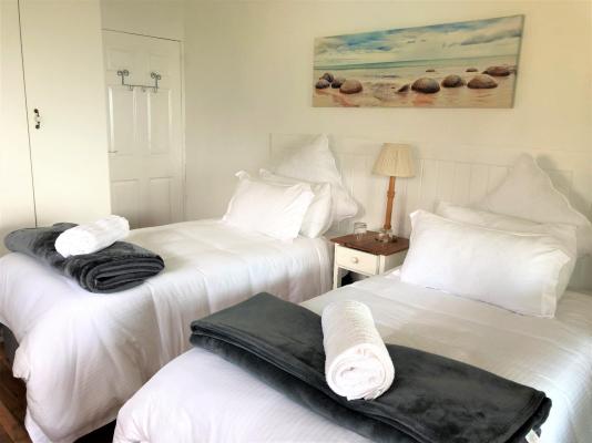 Room image 1
