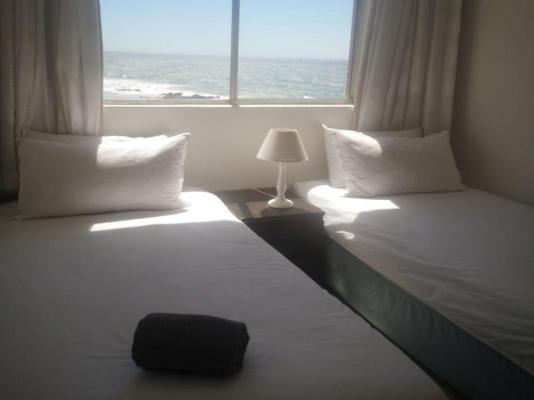 Room image 5