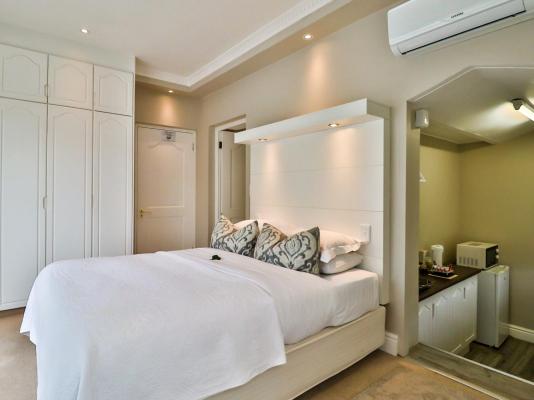 Room image 2