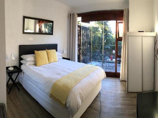 Room image 1