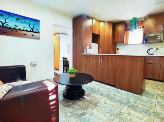 Room image 1