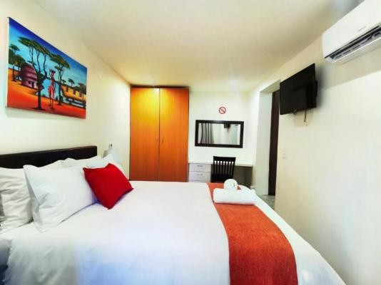 Room image 2