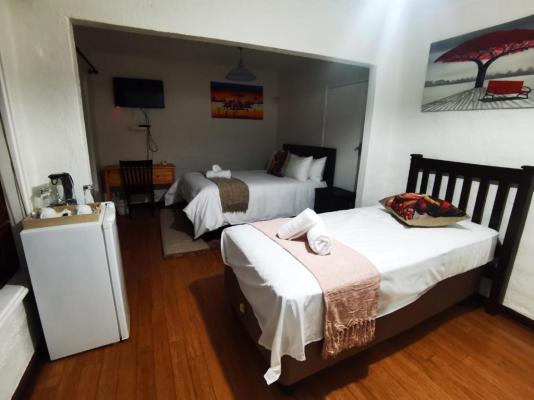 Room image 1