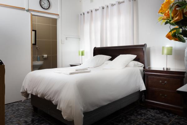 Room image 2