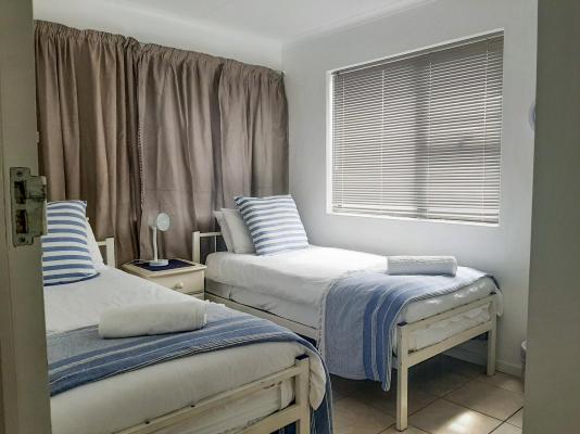 Room image 28
