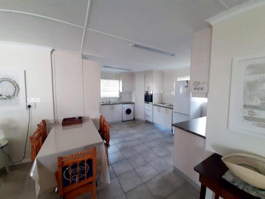 Room image 6