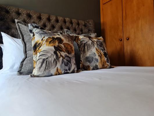 Room image 1