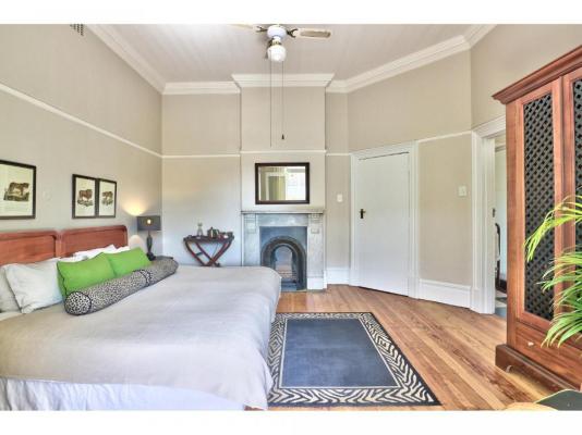 Room image 2